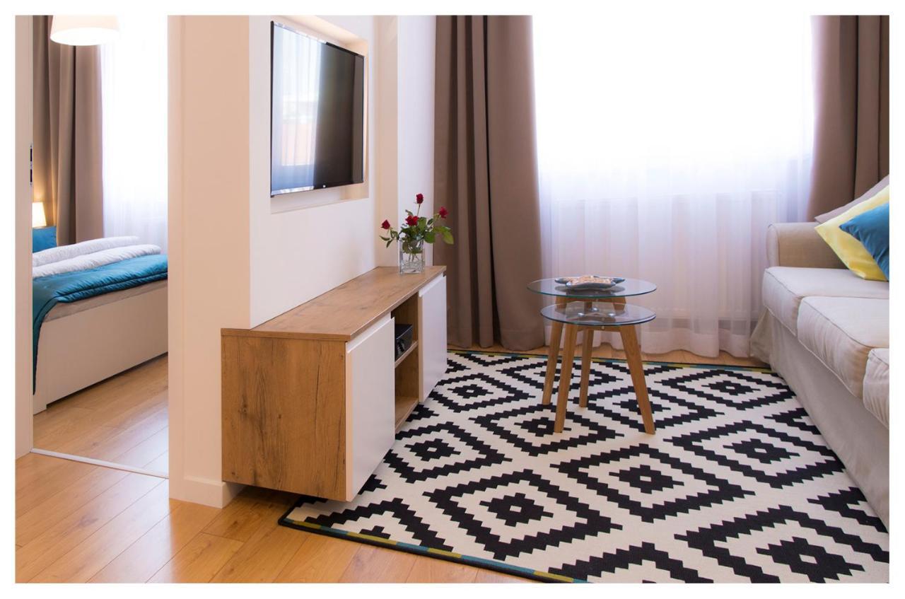 Central Apartments Rajska غدانسك المظهر الخارجي الصورة